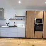 Apartment Blue Palace 5d Tirabora Short Rent, Con Parcheggio Privato Trieste