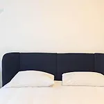 Blue Palace 5d Tirabora Short Rent, Con Parcheggio Privato Lägenhet Trieste
