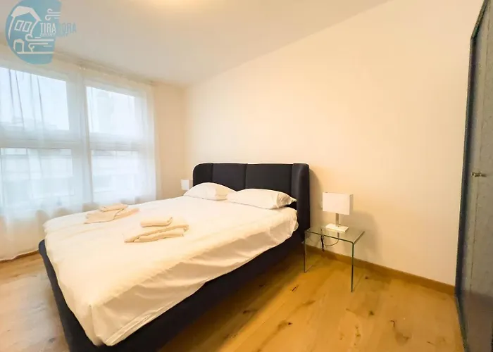 Apartamento Blue Palace 5d Tirabora Short Rent Trieste