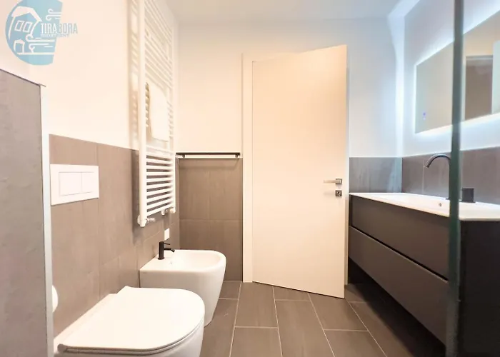 Blue Palace 5d Tirabora Short Rent