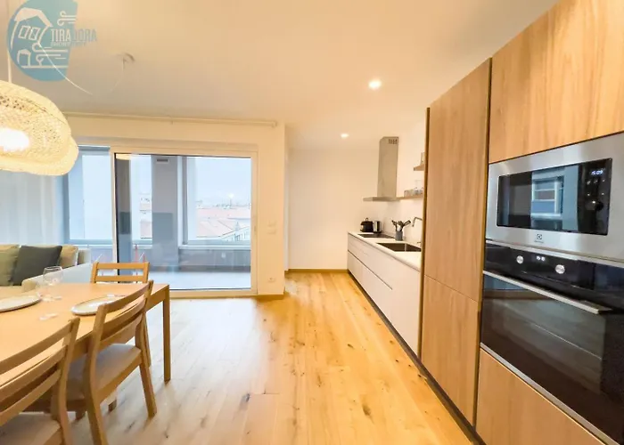 Blue Palace 5d Tirabora Short Rent